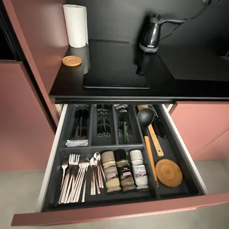 244d In Palase *